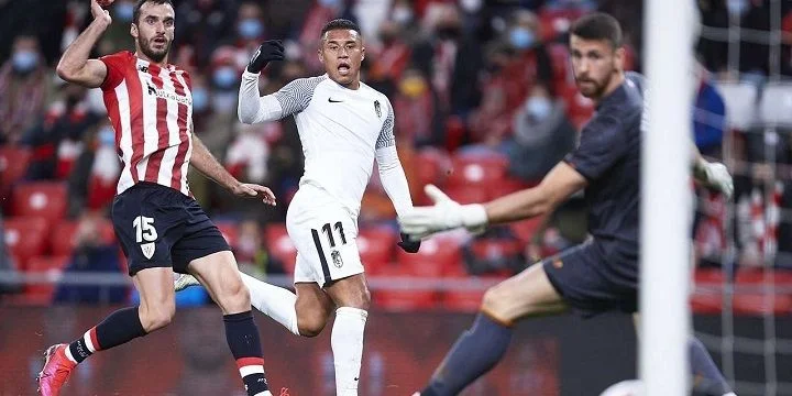 Гранада — Алавес. Прогноз (кф 4.05) и ставки на матч Примеры (3 декабря 2021 года) Гранада — Алавес. Прогноз (кф 4.05) и ставки на матч Примеры (3 декабря 2021 года)