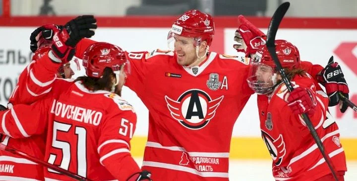 Автомобилист — Адмирал. Прогноз на матч КХЛ (4 декабря 2021 года) Автомобилист — Адмирал. Прогноз на матч КХЛ (4 декабря 2021 года)