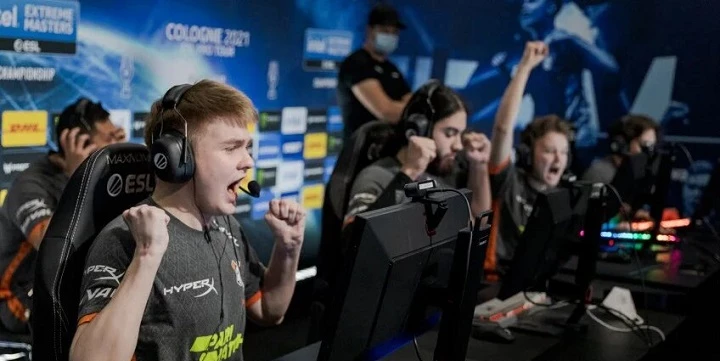 Virtus.pro — Vitality. Прогноз на матч CS:GO (11 декабря 2021 года) Virtus.pro — Vitality. Прогноз на матч CS:GO (11 декабря 2021 года)