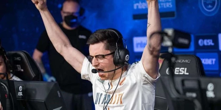 Vitality — Astralis. Прогноз на матч CS:GO (15 декабря 2021 года) Vitality — Astralis. Прогноз на матч CS:GO (15 декабря 2021 года)