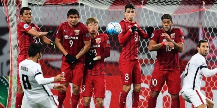 Шанхай Порт — Гуанчжоу. Прогноз (кф 2.08) на матч чемпионата Китая (4 января 2022 года) Шанхай Порт — Гуанчжоу. Прогноз (кф 2.08) на матч чемпионата Китая (4 января 2022 года)