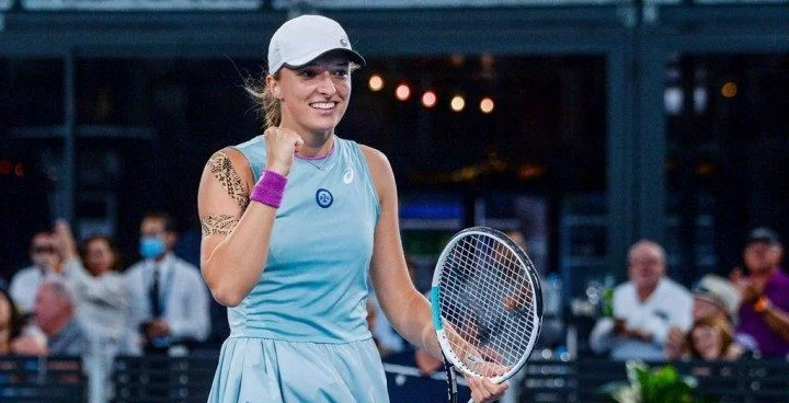 Виктория Азаренко – Ига Свентек. Прогноз на матч WTA Аделаида (7 января 2022 года) Виктория Азаренко – Ига Свентек. Прогноз на матч WTA Аделаида (7 января 2022 года)