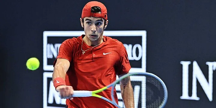 Лоренцо Музетти – Бенджамин Бонзи. Прогноз на матч ATP Аделаида (11 января 2022 года)
Лоренцо Музетти – Бенджамин Бонзи. Прогноз на матч ATP Аделаида (11 января 2022 года)
