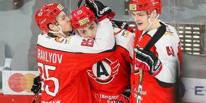 Авто – Кузнецкие Медведи. Прогноз на матч МХЛ (13 января 2022 года) Авто – Кузнецкие Медведи. Прогноз на матч МХЛ (13 января 2022 года)