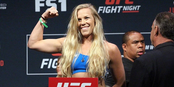 Кэтлин Чукагян — Дженнифер Майя. Прогноз на UFC (16 января 2022 года) Кэтлин Чукагян — Дженнифер Майя. Прогноз на UFC (16 января 2022 года)