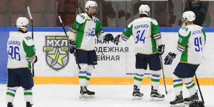 Толпар – Кузнецкие Медведи. Прогноз на матч МХЛ (24 января 2022 года) Толпар – Кузнецкие Медведи. Прогноз на матч МХЛ (24 января 2022 года)