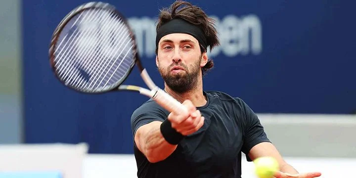 Дамир Джумхур — Николоз Басилашвили. Прогноз на матч ATP Монпелье (3 февраля 2022 года)
Дамир Джумхур — Николоз Басилашвили. Прогноз на матч ATP Монпелье (3 февраля 2022 года)