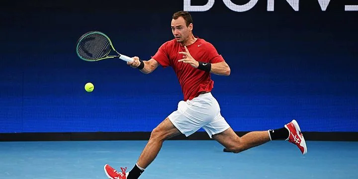 Томаш Махач — Роман Сафиуллин. Прогноз на матч ATP Марсель (17 февраля 2022 года)
Томаш Махач — Роман Сафиуллин. Прогноз на матч ATP Марсель (17 февраля 2022 года)