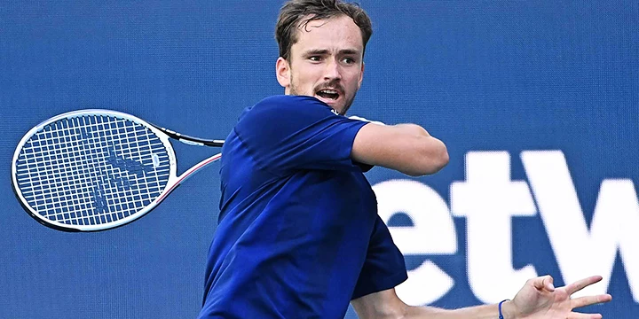 Даниил Медведев — Хуберт Гуркач. Прогноз на матч ATP Майами (31 марта 2022 года)
Даниил Медведев — Хуберт Гуркач. Прогноз на матч ATP Майами (31 марта 2022 года)