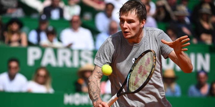 Каррено-Буста — Бублик. Прогноз на матч ATP Монте-Карло (13 апреля 2022 года) Каррено-Буста — Бублик. Прогноз на матч ATP Монте-Карло (13 апреля 2022 года)