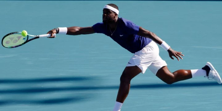 Боргес — Тиафо. Прогноз на матч ATP Эшторил (27 апреля 2022 года) Боргес — Тиафо. Прогноз на матч ATP Эшторил (27 апреля 2022 года)