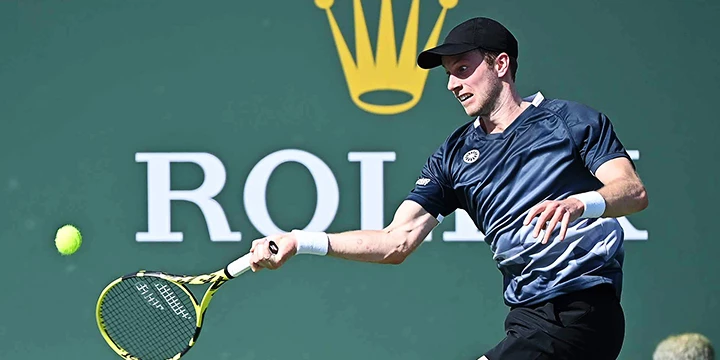 Ван де Зандшульп — Герасимов. Прогноз на матч ATP Мюнхен (28 апреля 2022 года)
Ван де Зандшульп — Герасимов. Прогноз на матч ATP Мюнхен (28 апреля 2022 года)