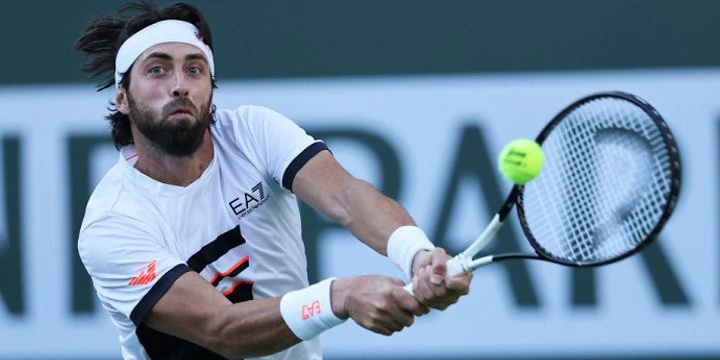 Басилашвили — Фоньини. Прогноз на матч ATP Мадрид (2 мая 2022 года) Басилашвили — Фоньини. Прогноз на матч ATP Мадрид (2 мая 2022 года)