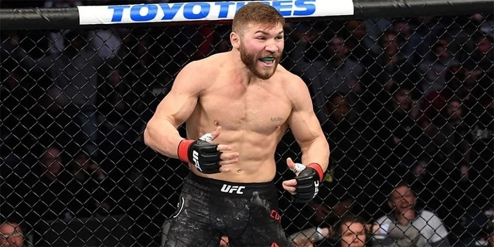 Райан Спэнн — Ион Куцелаба. Прогноз на UFC (15 мая 2022 года)