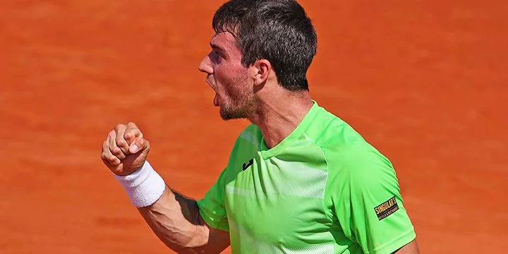Педро Мартинес — Есуке Ватануки. Прогноз на матч ATP Лион (16 мая 2022 года)
Педро Мартинес — Есуке Ватануки. Прогноз на матч ATP Лион (16 мая 2022 года)