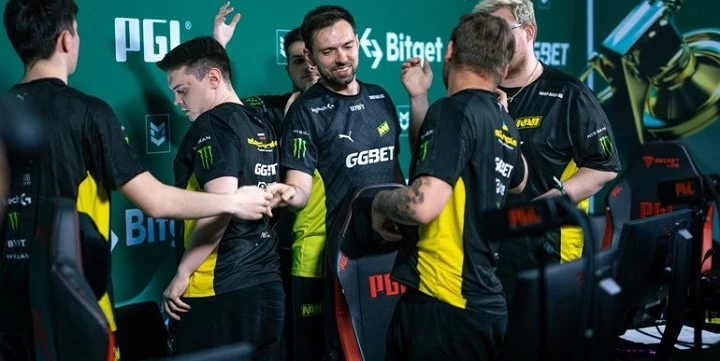FaZe Clan — Na'Vi. Прогноз на матч CS:GO (22 мая 2022 года) FaZe Clan — Na'Vi. Прогноз на матч CS:GO (22 мая 2022 года)