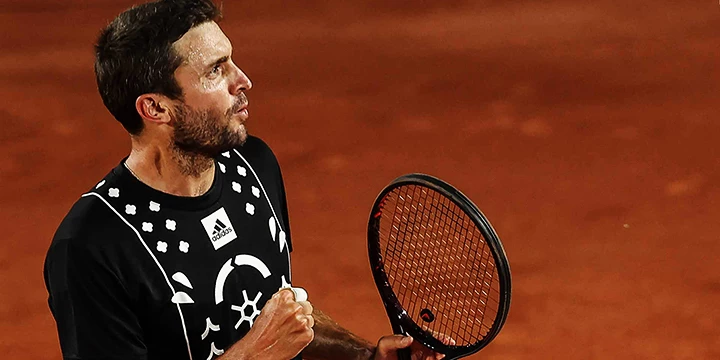 Жиль Симон — Юлиан Ленц. Прогноз на матч ATP Хертогенбос (6 июня 2022 года)
Жиль Симон — Юлиан Ленц. Прогноз на матч ATP Хертогенбос (6 июня 2022 года)