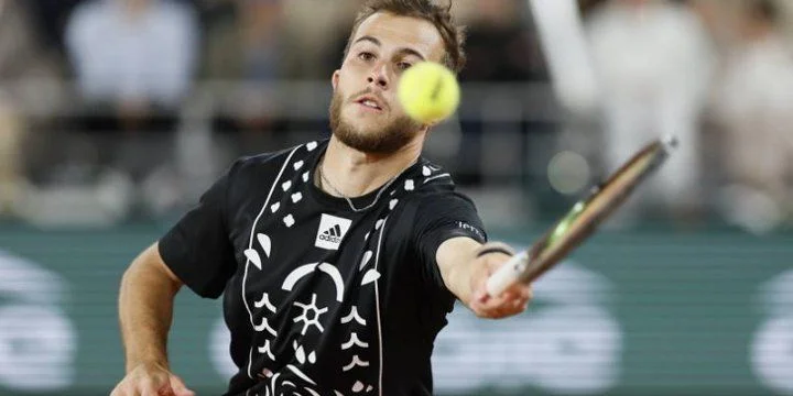 Бруксби — Гастон. Прогноз на матч ATP Хертогенбос (9 июня 2022 года) Бруксби — Гастон. Прогноз на матч ATP Хертогенбос (9 июня 2022 года)