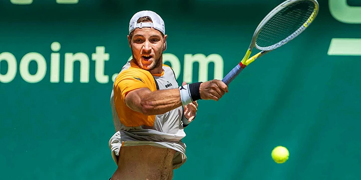 Илья Ивашка — Ян-Леннард Штруфф. Прогноз на матч ATP Галле (13 июня 2022 года)
Илья Ивашка — Ян-Леннард Штруфф. Прогноз на матч ATP Галле (13 июня 2022 года)