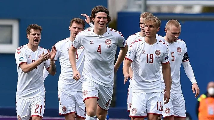 Дания U21 — Турция U21: прогноз на матч Чемпионата Европы до 21 года (14 июня 2022 года) Дания U21 — Турция U21: прогноз на матч Чемпионата Европы до 21 года (14 июня 2022 года)