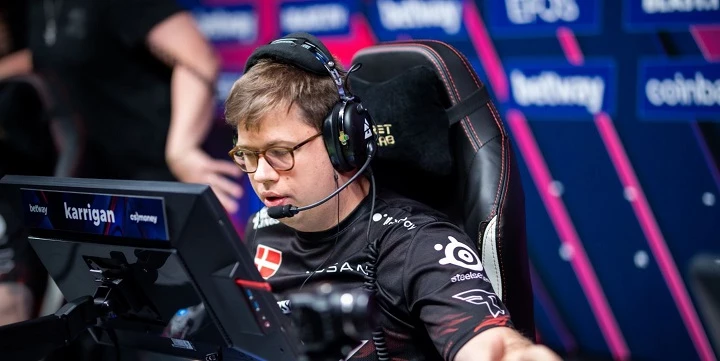 FaZe Clan — G2. Прогноз на матч CS:GO (16 июня 2022 года) FaZe Clan — G2. Прогноз на матч CS:GO (16 июня 2022 года)