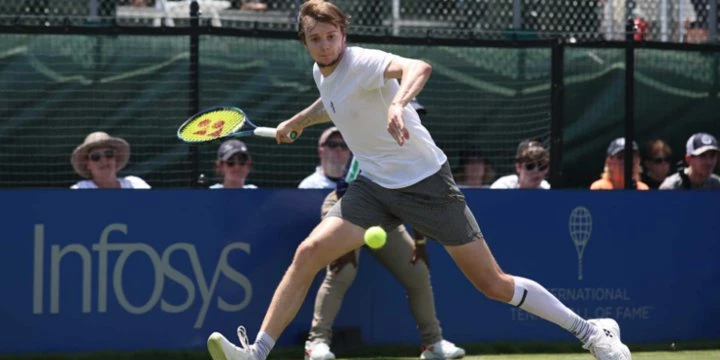 Кублер — Бублик. Прогноз на матч ATP Ньюпорт (17 июля 2022 года) Кублер — Бублик. Прогноз на матч ATP Ньюпорт (17 июля 2022 года)