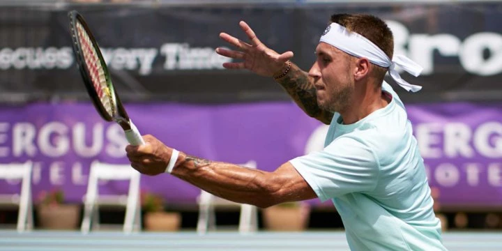 Каррено-Буста — Молчан. Прогноз на матч ATP Гамбург (20 июля 2022 года) Каррено-Буста — Молчан. Прогноз на матч ATP Гамбург (20 июля 2022 года)