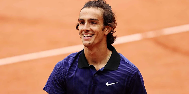 Лоренцо Музетти — Марко Чеккинато. Прогноз на матч ATP Умаг (28 июля 2022 года)
Лоренцо Музетти — Марко Чеккинато. Прогноз на матч ATP Умаг (28 июля 2022 года)