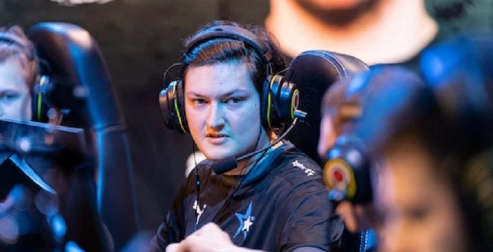 eSuba — ECLOT. Прогноз на матч CS:GO (1 октября 2022 года) eSuba — ECLOT. Прогноз на матч CS:GO (1 октября 2022 года)