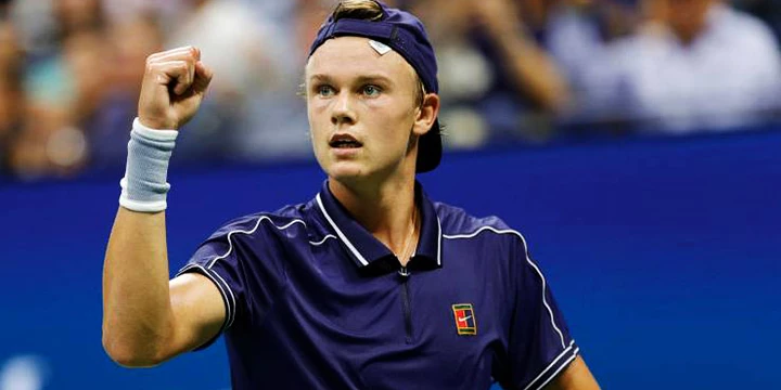 Хольгер Руне — Артур Риндеркнех. Прогноз на матч ATP Базель (28 октября 2022 года)
Хольгер Руне — Артур Риндеркнех. Прогноз на матч ATP Базель (28 октября 2022 года)