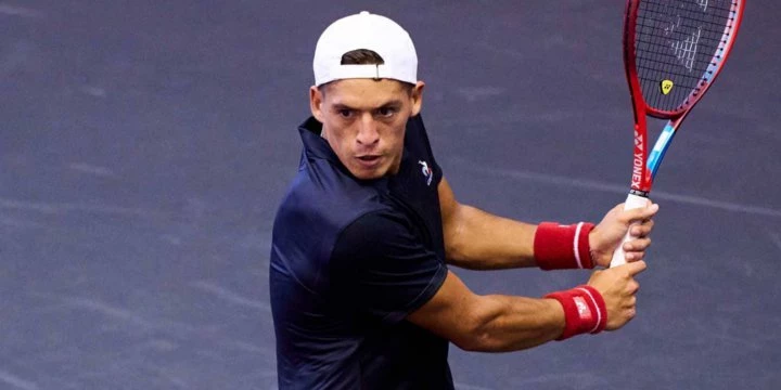 Баэс — Хачанов. Прогноз на матч ATP Париж (31 октября 2022 года) Баэс — Хачанов. Прогноз на матч ATP Париж (31 октября 2022 года)
