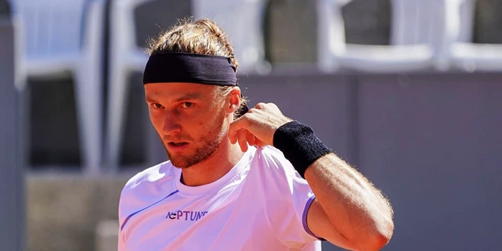 Йозеф Ковалик — Вит Коприва. Прогноз на матч ATP Братислава (8 ноября 2022 года)
Йозеф Ковалик — Вит Коприва. Прогноз на матч ATP Братислава (8 ноября 2022 года)