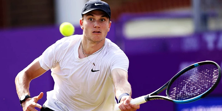 Джек Дрейпер — Чун Син Цен. Прогноз на матч Next Gen ATP Finals (9 ноября 2022 года)
Джек Дрейпер — Чун Син Цен. Прогноз на матч Next Gen ATP Finals (9 ноября 2022 года)