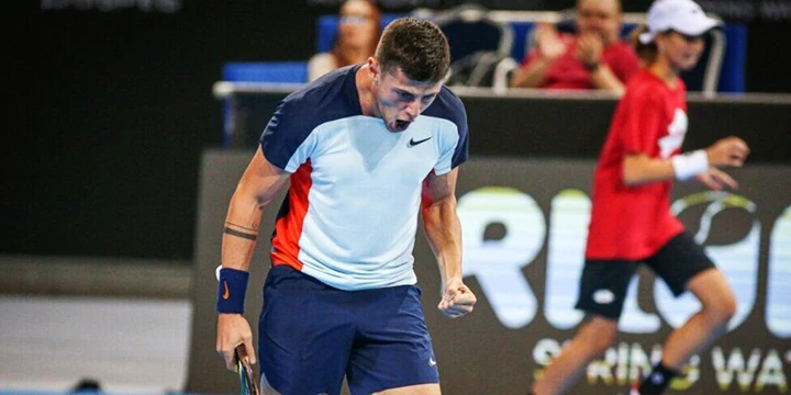Александар Лазаров — Люка Ван Аш. Прогноз на матч ATP Майа (1 декабря 2022 года)
Александар Лазаров — Люка Ван Аш. Прогноз на матч ATP Майа (1 декабря 2022 года)