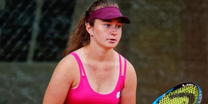 Дарья Снигур – Ребекка Шрамкова. Прогноз на матч ITF Дубай (5 декабря 2022 года) Дарья Снигур – Ребекка Шрамкова. Прогноз на матч ITF Дубай (5 декабря 2022 года)