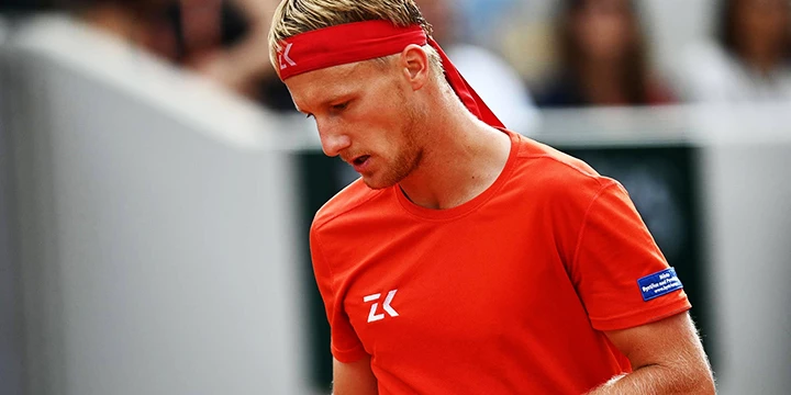 Зденек Коларж — Антуан Бельер. Прогноз на матч ATP Кобленц (30 января 2023 года)
Зденек Коларж — Антуан Бельер. Прогноз на матч ATP Кобленц (30 января 2023 года)