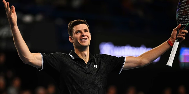 Хуберт Гуркач — Алексей Попырин. Прогноз на матч ATP Индиан-Уэллс (12 марта 2023 года)
Хуберт Гуркач — Алексей Попырин. Прогноз на матч ATP Индиан-Уэллс (12 марта 2023 года)