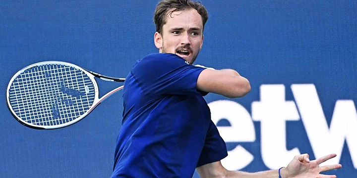 Даниил Медведев — Илья Ивашка. Прогноз на матч ATP Индиан-Уэллс (13 марта 2023 года)
