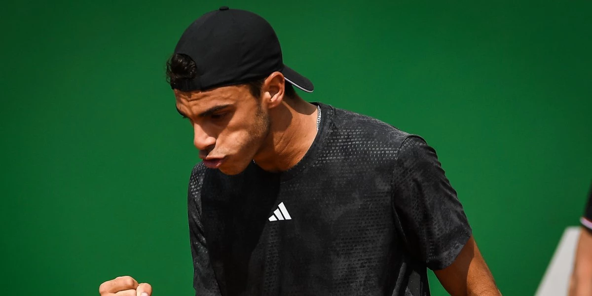 Черундоло — Эванс. Прогноз на матч ATP Барселона (21 апреля 2023 года) Черундоло — Эванс. Прогноз на матч ATP Барселона (21 апреля 2023 года)