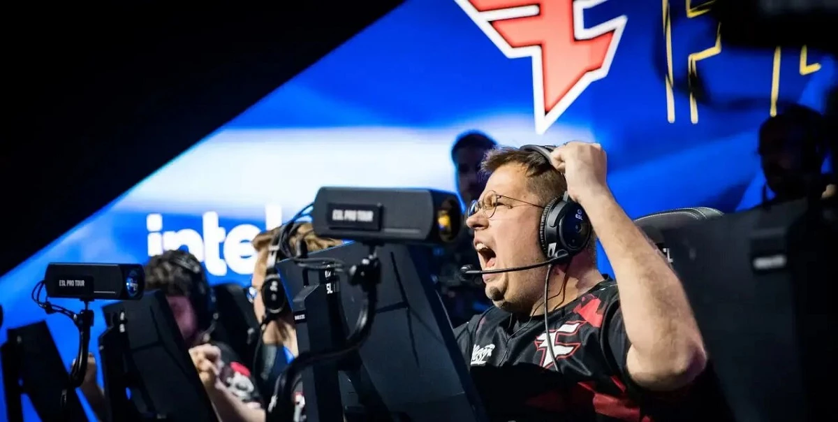 FaZe Clan — Virtus.pro. Прогноз и ставки на матч CS:GO (17 августа 2023 года) FaZe Clan — Virtus.pro. Прогноз и ставки на матч CS:GO (17 августа 2023 года)