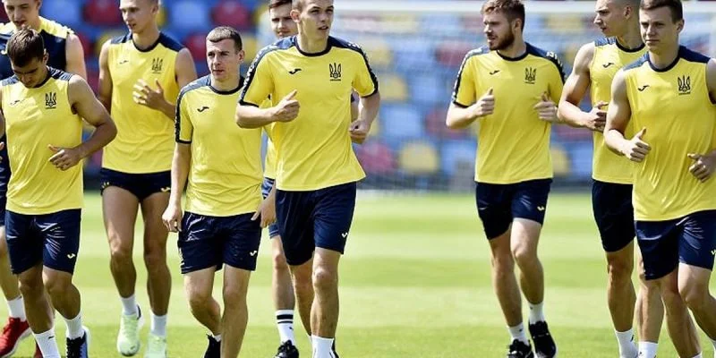 Украина U21 – Англия U21. Прогноз (кф. 2.55) и ставки на отборочный матч чемпионата Европы (16 октября 2023 года)
Украина U21 – Англия U21. Прогноз (кф. 2.55) и ставки на отборочный матч чемпионата Европы (16 октября 2023 года)