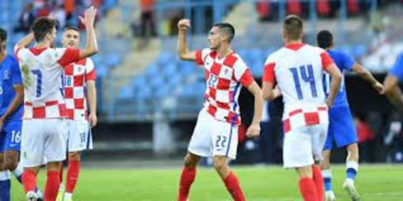 Хорватия U21 – Беларусь U21. Прогноз (кф. 2.27) и ставки на отборочный матч чемпионата Европы (17 октября 2023 года)
Хорватия U21 – Беларусь U21. Прогноз (кф. 2.27) и ставки на отборочный матч чемпионата Европы (17 октября 2023 года)