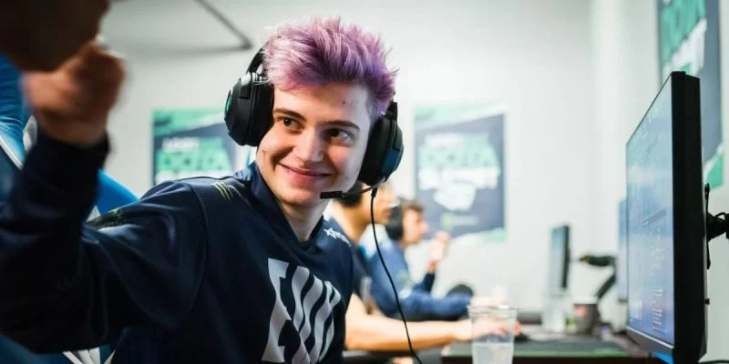 L1ga – Natus Vincere Junior. Прогноз и ставки на матч Dota 2 (16 апреля 2024 года) L1ga – Natus Vincere Junior. Прогноз и ставки на матч Dota 2 (16 апреля 2024 года)