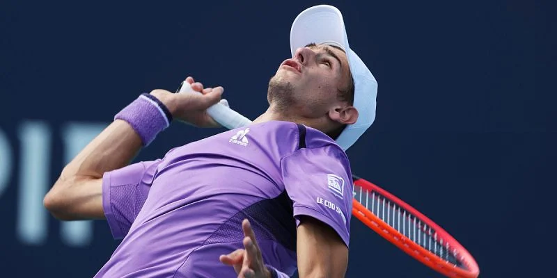 Арнальди — Трунгеллити. Прогноз и ставки на матч ATP Барселона (18 апреля 2024 года)
Арнальди — Трунгеллити. Прогноз и ставки на матч ATP Барселона (18 апреля 2024 года)
