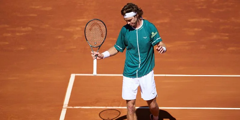 Рублев — Багнис. Прогноз и ставки на матч ATP Мадрид (26 апреля 2024 года)
Рублев — Багнис. Прогноз и ставки на матч ATP Мадрид (26 апреля 2024 года)