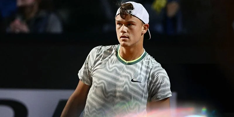 Баес — Руне. Прогноз и ставки на матч ATP Рим (13 мая 2024 года)
Баес — Руне. Прогноз и ставки на матч ATP Рим (13 мая 2024 года)