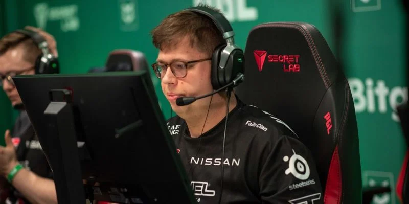 Faze — NaVi. Прогноз и ставки на матч CS:GO (13 июня 2024 года) Faze — NaVi. Прогноз и ставки на матч CS:GO (13 июня 2024 года)