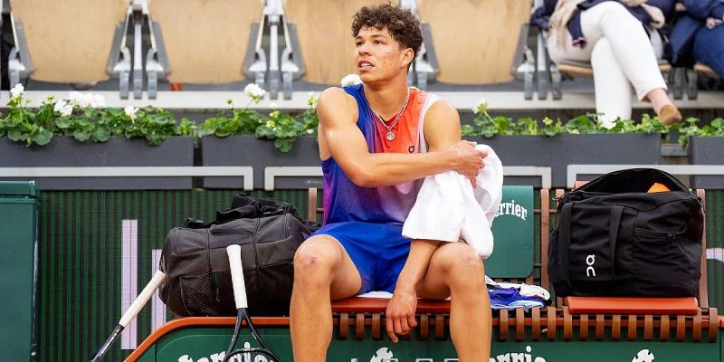 Дакворт — Шелтон. Прогноз и ставки на матч ATP Штутгарт (13 июня 2024 года)
Дакворт — Шелтон. Прогноз и ставки на матч ATP Штутгарт (13 июня 2024 года)