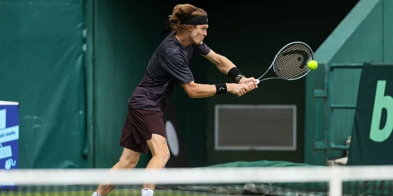Хирон — Рублев. Прогноз и ставки на матч ATP Халле (18 июня 2024 года)
Хирон — Рублев. Прогноз и ставки на матч ATP Халле (18 июня 2024 года)