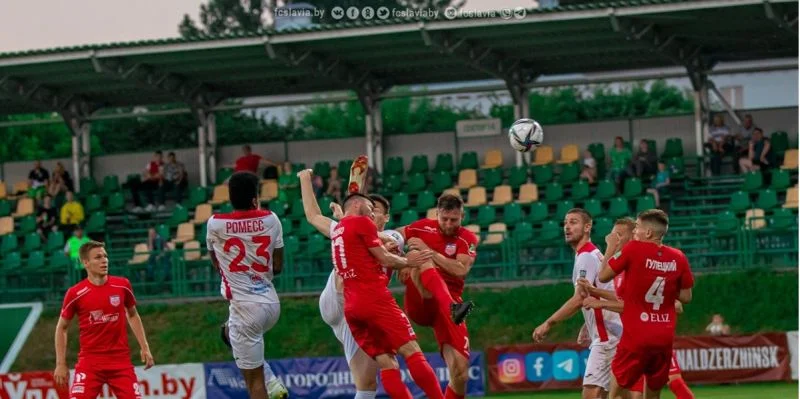Арсенал Дзержинск — Славия Мозырь. Прогноз (кф. 2.80) и ставки на матч чемпионата Беларуси (14 сентября 2024 года)
Арсенал Дзержинск — Славия Мозырь. Прогноз (кф. 2.80) и ставки на матч чемпионата Беларуси (14 сентября 2024 года)